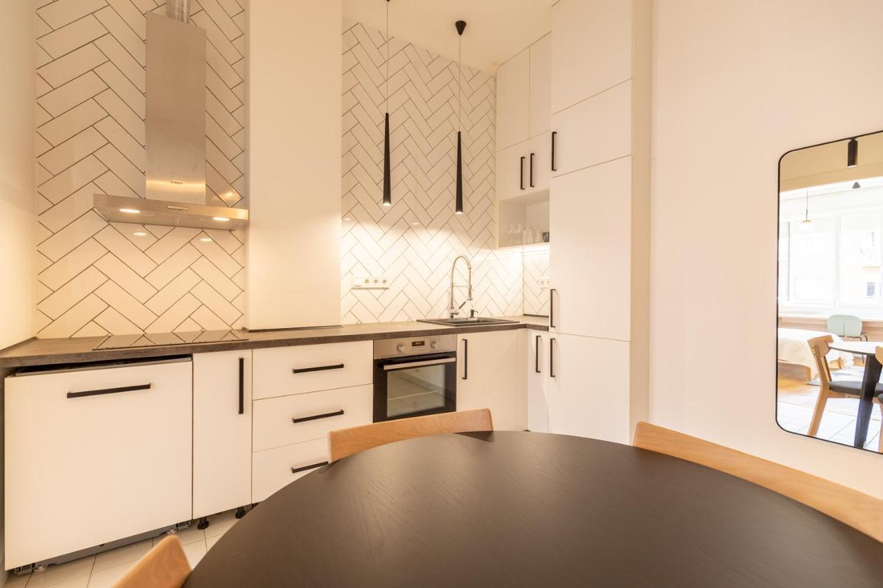 The Palm Springs Apartment Budapest Exteriör bild